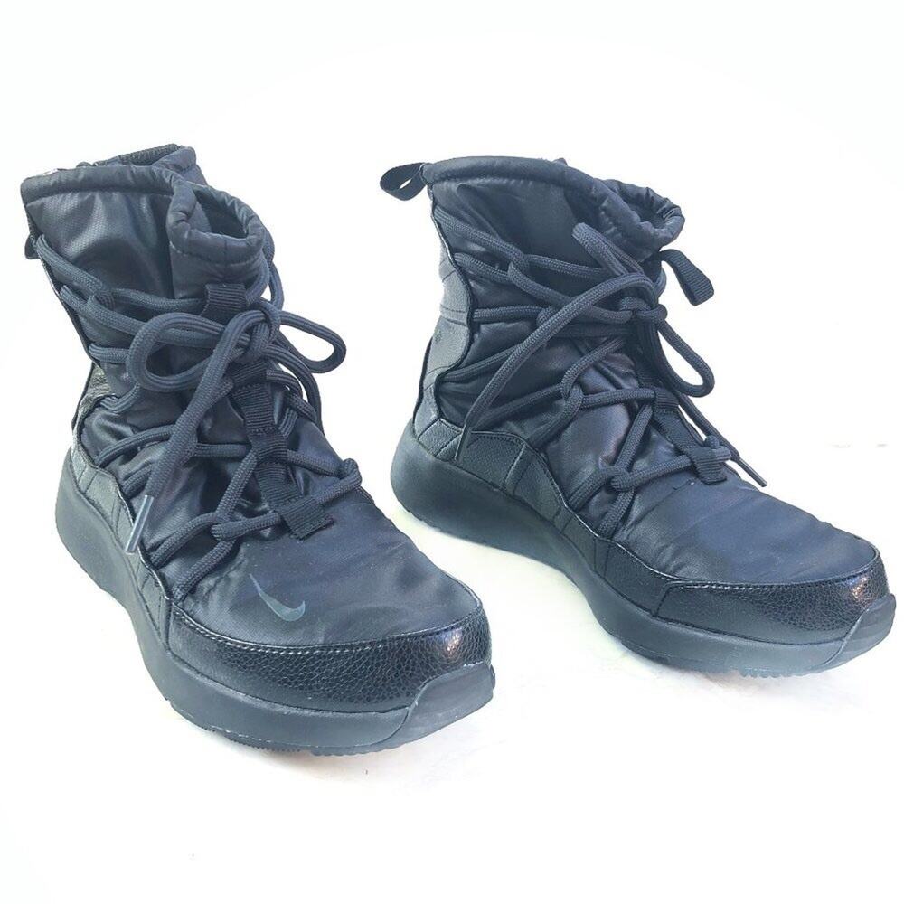 Nike Tanjun High Rise Sneaker Boot Black Lace Up 8.5